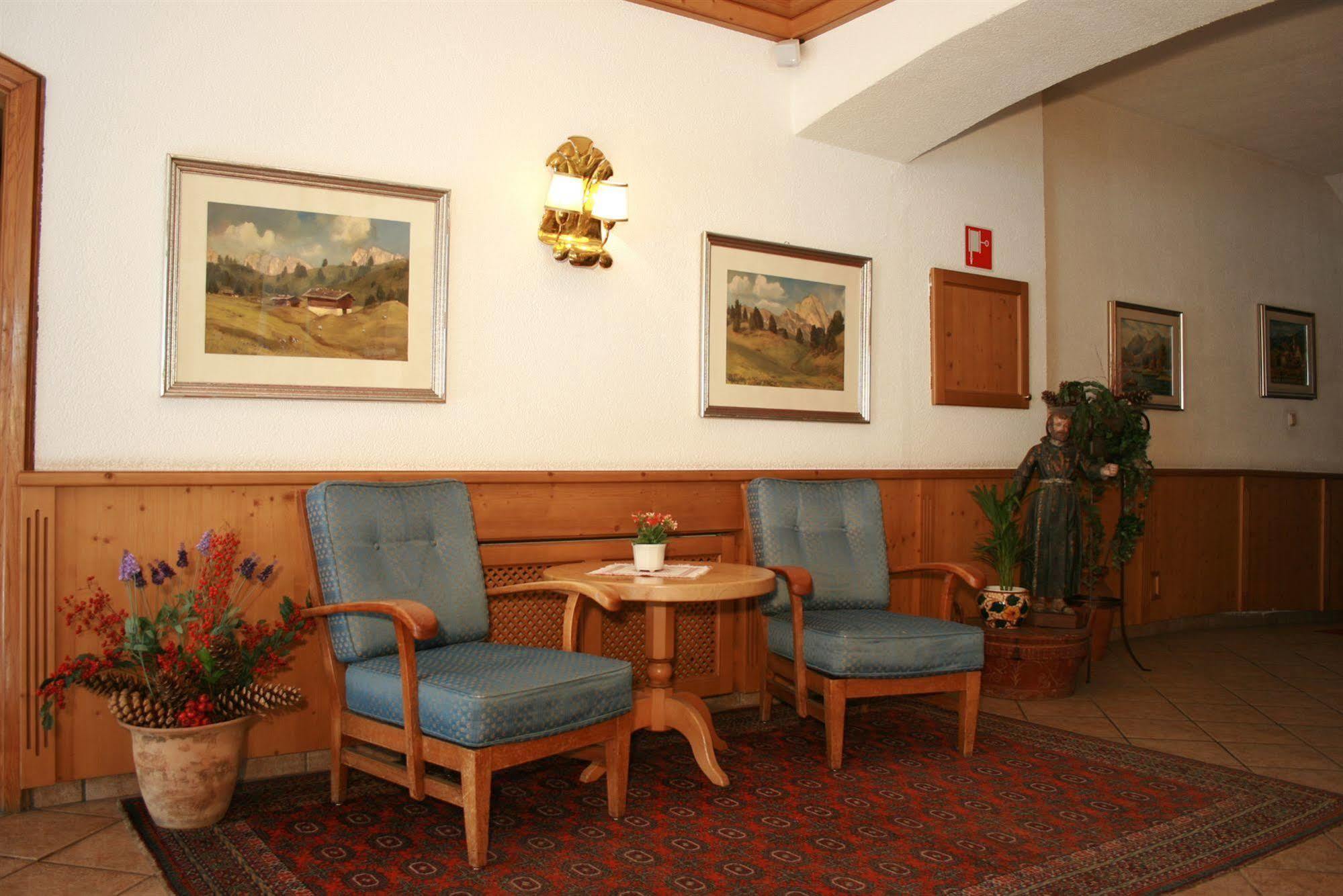Hotel Dolomiti Madonna Ortisei Kültér fotó