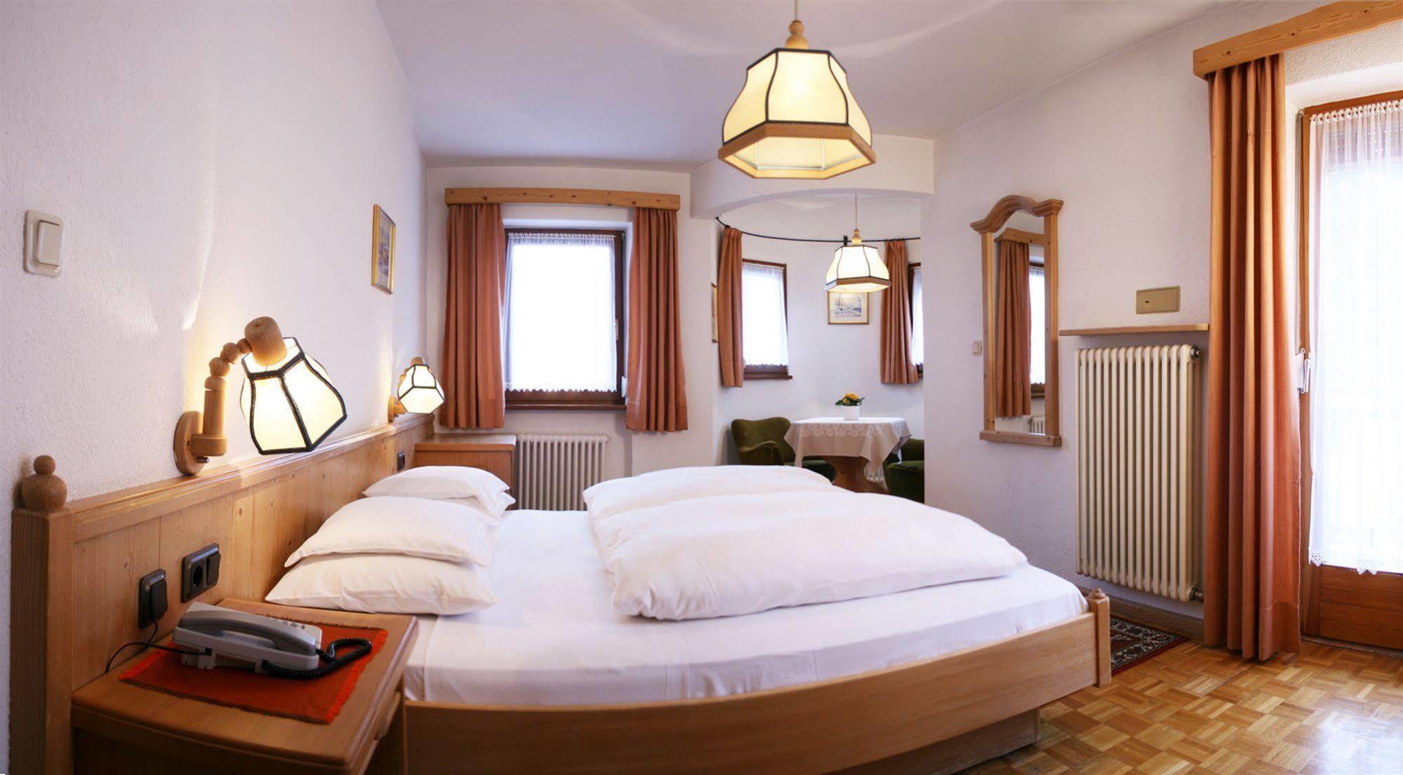 Hotel Dolomiti Madonna Ortisei Kültér fotó