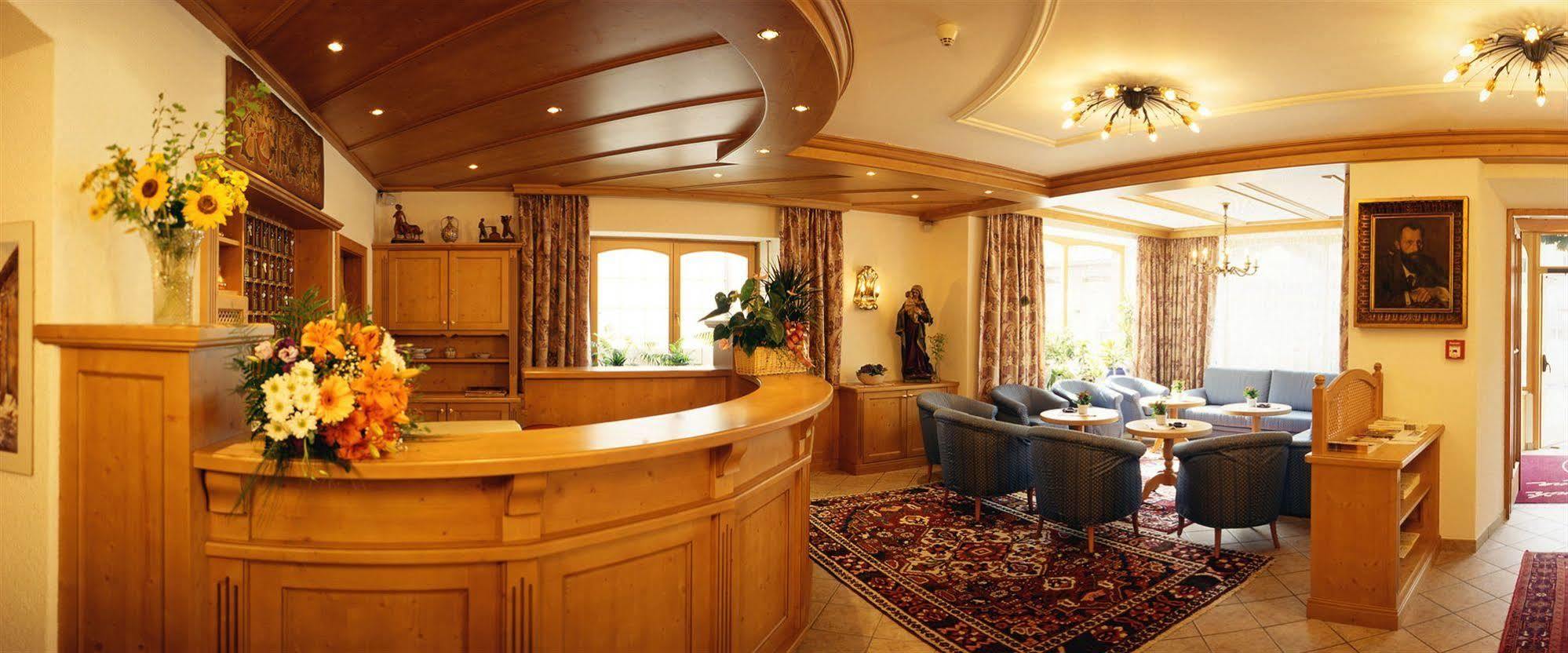 Hotel Dolomiti Madonna Ortisei Kültér fotó